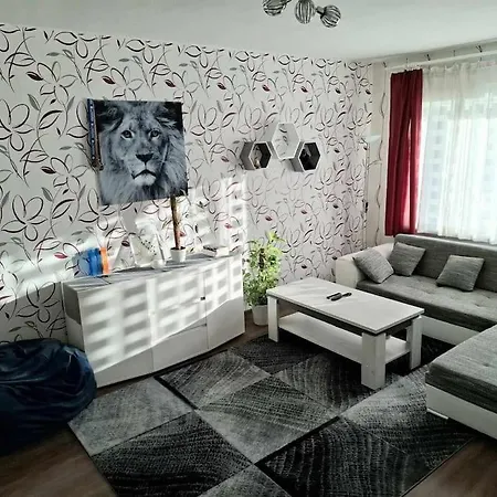 Hubane 3-toaline Korter Appartement *